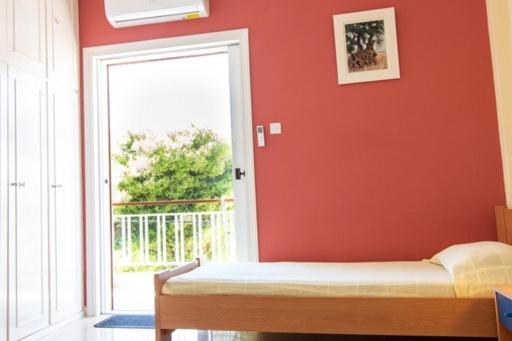 Lavish & Spacious Apt With Stunning Seaview, 10 Min Ath Airport อาร์เตมีดา ภายนอก รูปภาพ